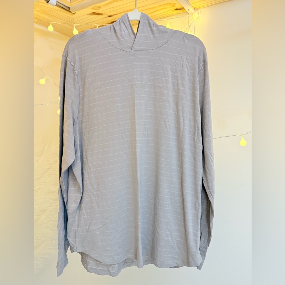 🌾 Lightweight‎ Gray Long Sleeve Hoodie with White stripe